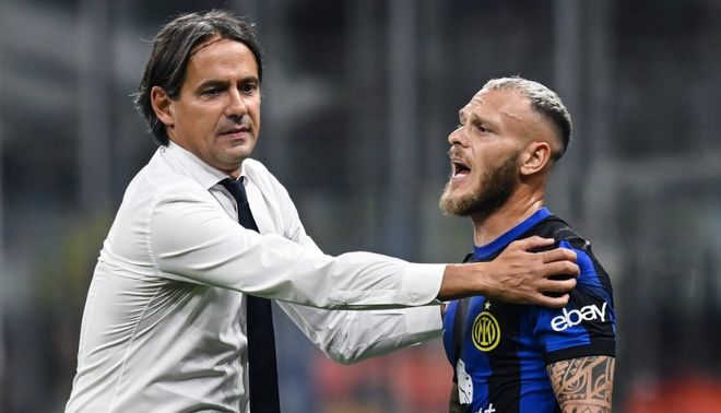 仅展现了他 仅展现了他