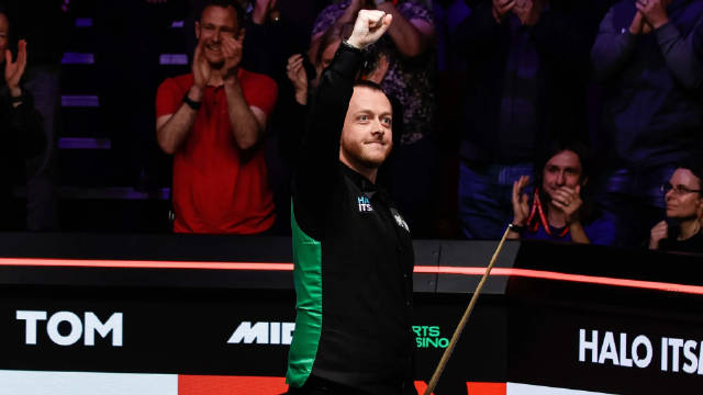 在约基奇眼 在约基奇眼